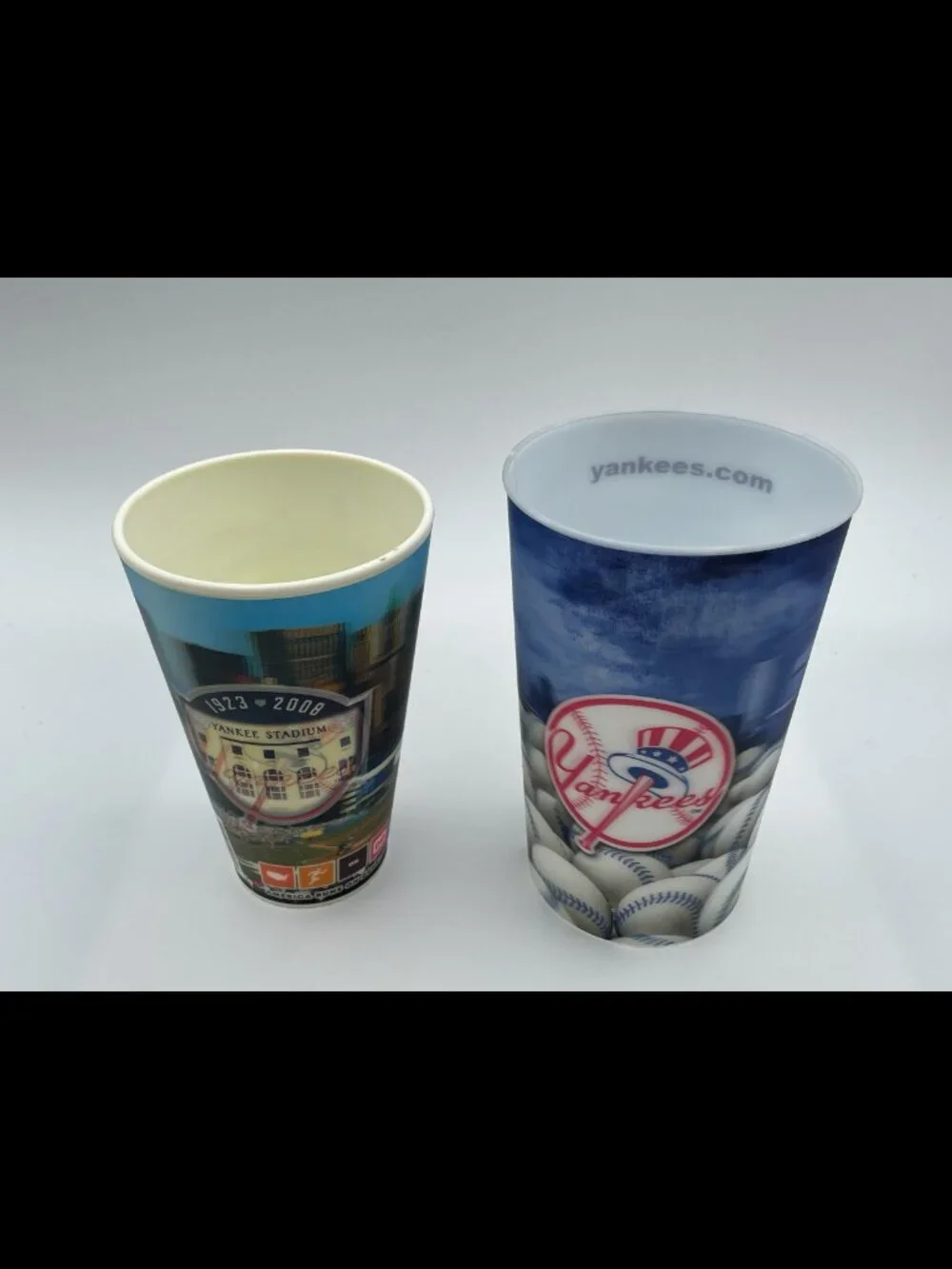 2 MLB NY Yankees Souvenir Plastic Beverage Cups Stadium 2008 2014 Holographic